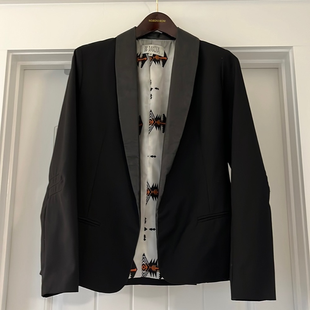 BB Dakota Blazer